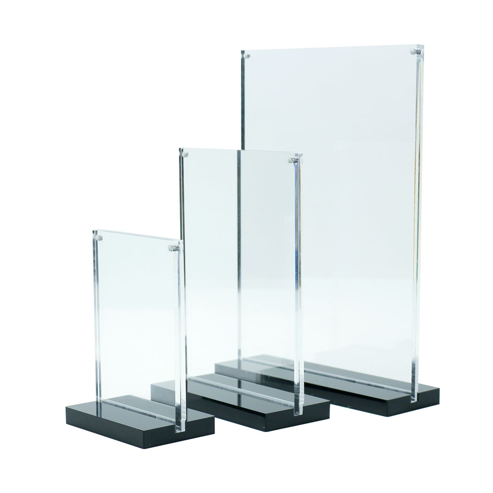 Acrylic-Table-Display-Stand-DIS-53-1.jpg حاملات بطاقات تعريف مكتبية من الأكريليك – سلسلة “GERRYDELOS” - الصورة 1