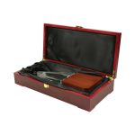 ⁦تووير شابيد كريستال اواردس مع وودين باسي⁩ - الصورة ⁦5⁩