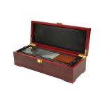 ⁦كوبويد شابيد كريستال اواردس مع وودين باسي⁩ - الصورة ⁦5⁩