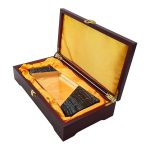 ⁦كريستال اواردس توب و بوتتوم ماربلي ديسيجن مع جيفت بوكس⁩ - الصورة ⁦4⁩