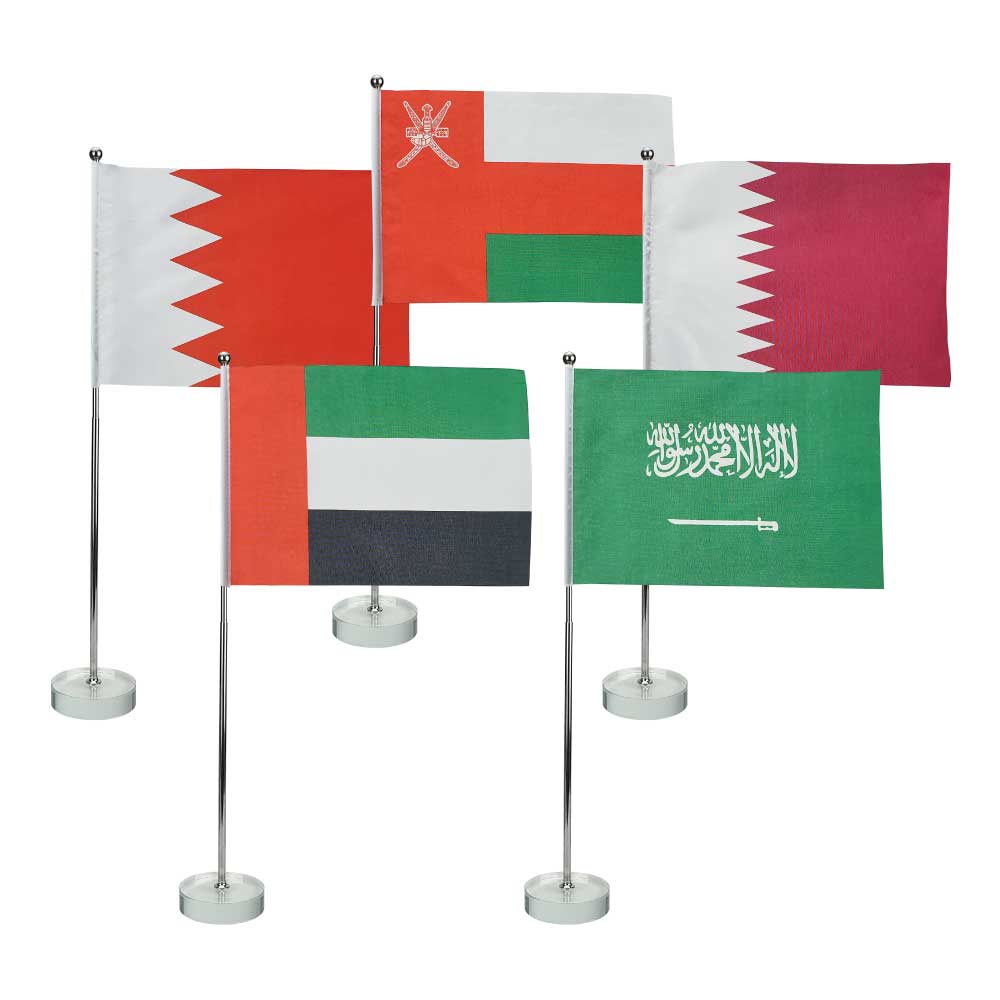 Flag-with-Metal-Pole-and-Glass-Base-FLS-GL-Main.jpg علم مع سارية معدنية وقاعدة زجاجية دائرية شفافة - الصورة 1